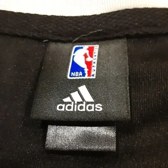 San Antonio Spurs Jersey - Picture 11 of 12